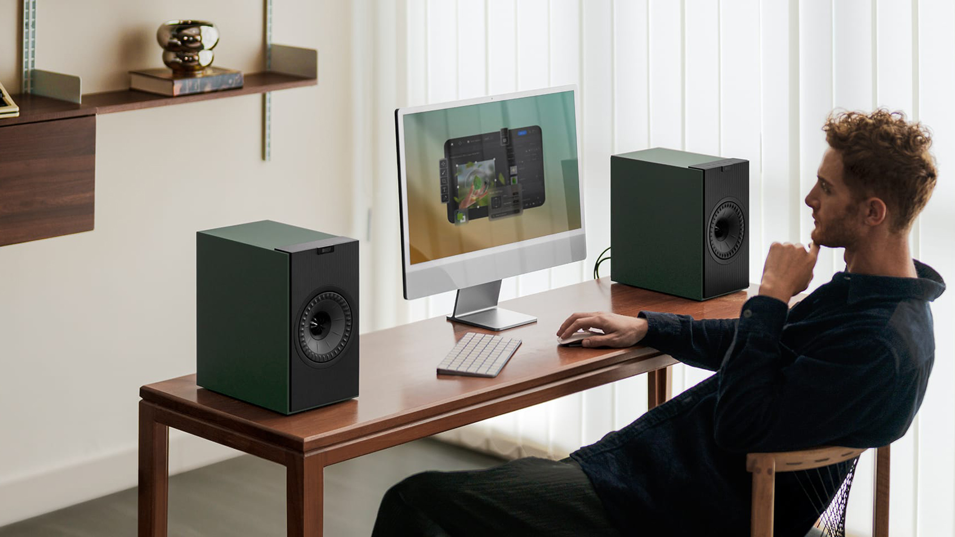 KEF Coda W
