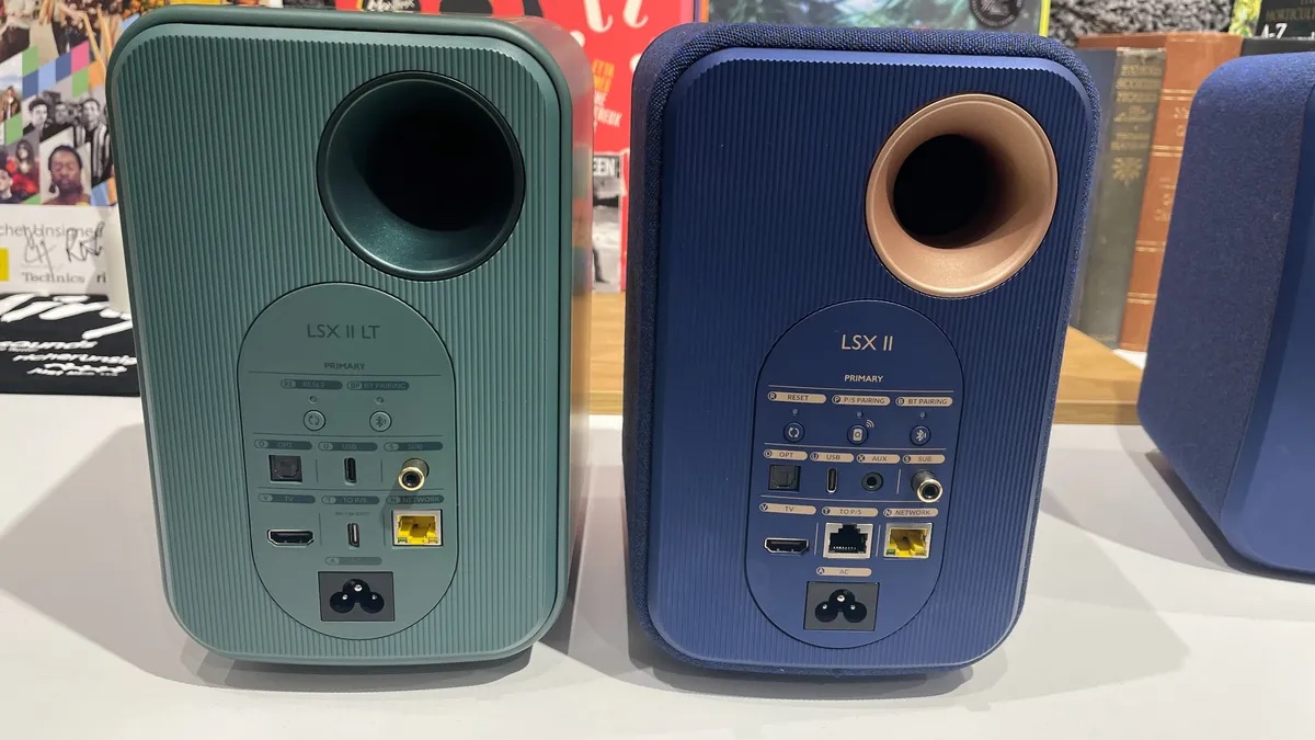 kef-lsx-2-vs-lsx-2-lt-connection.jpg