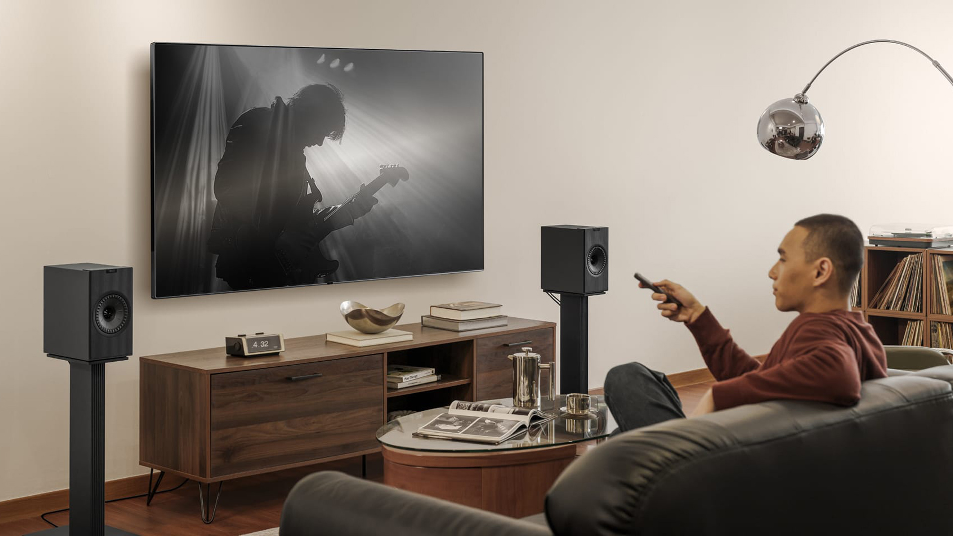 KEF Coda W