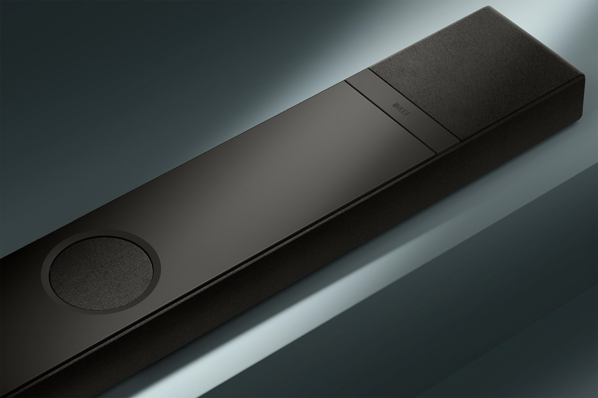 KEF XIO
