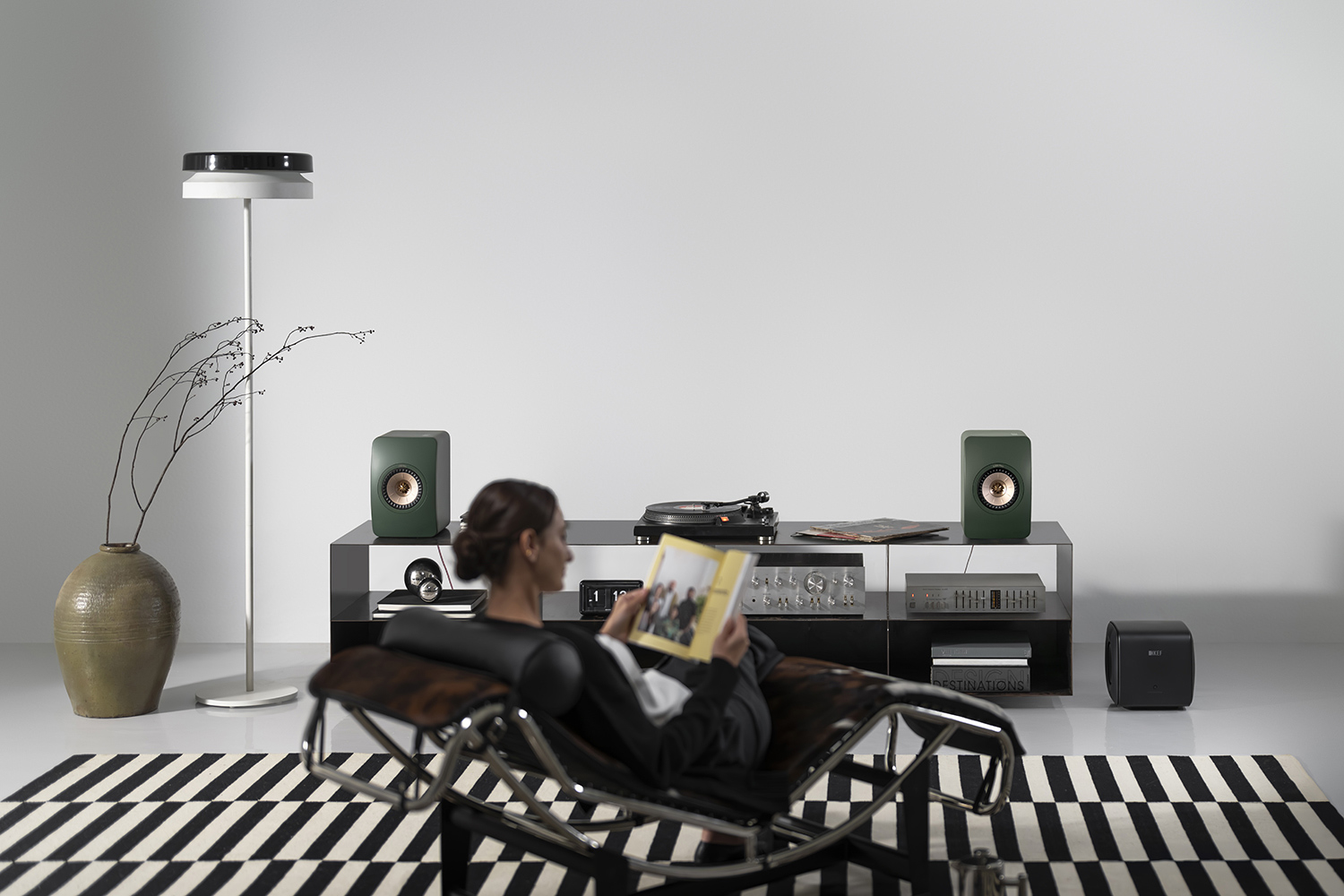 KEF LS50 Meta: Moss Green