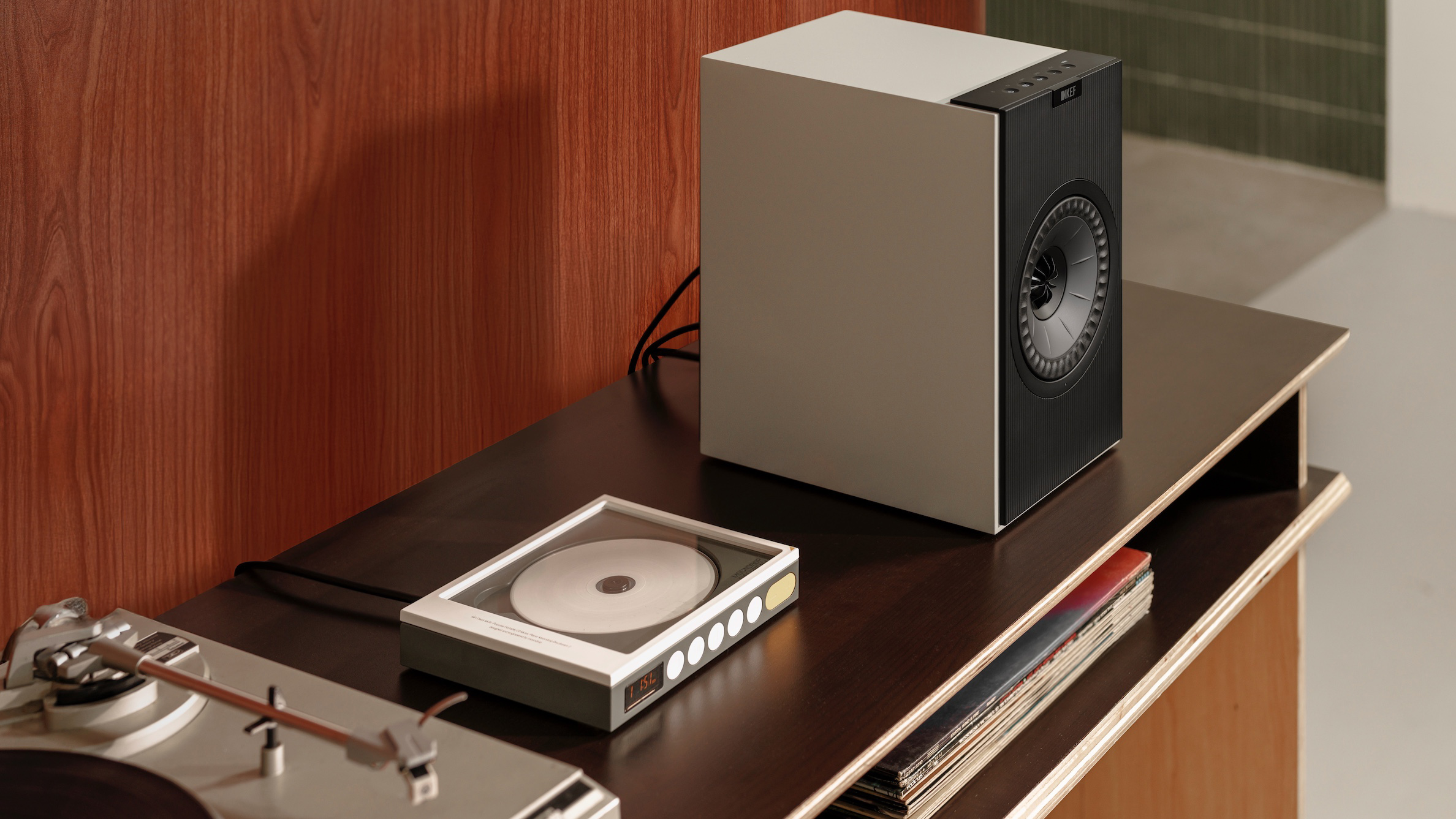 KEF Coda W